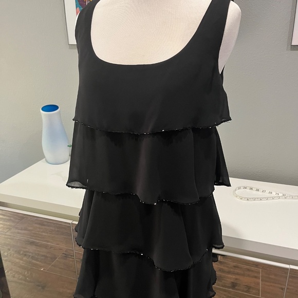 Patra Tiered little black dress - Picture 6 of 13